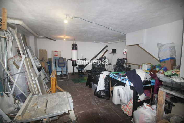 Image No.35-3 Bed Townhouse for sale