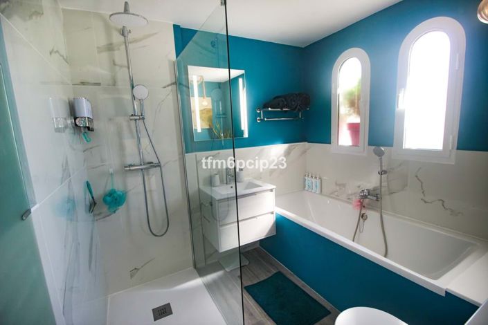 Image No.8-3 Bed Townhouse for sale