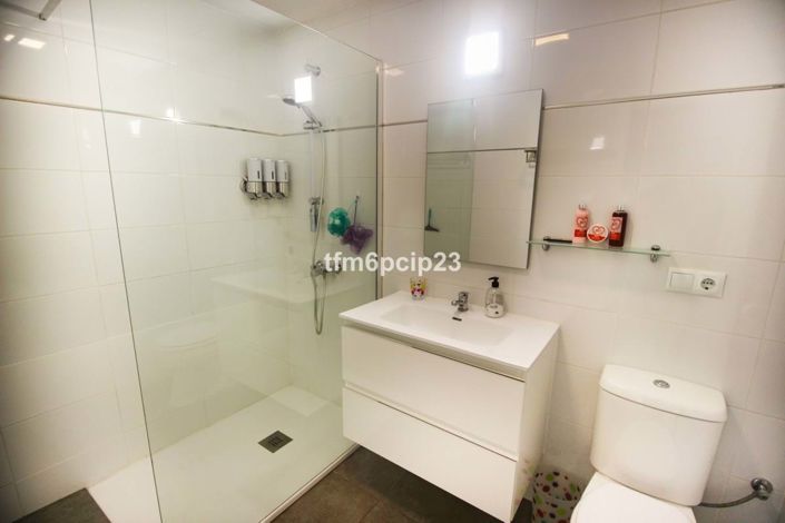 Image No.9-3 Bed Townhouse for sale