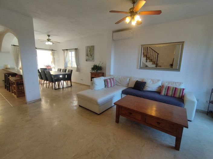 Image No.4-3 Bed Townhouse for sale