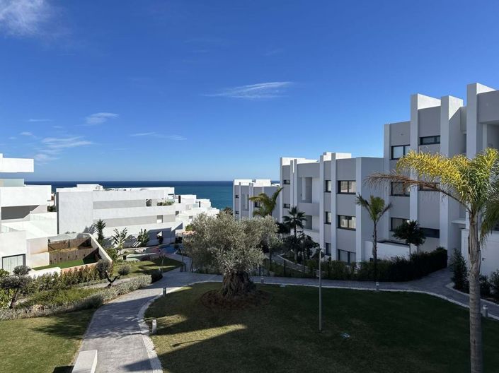 Image No.22-3 Bed Apartment for sale