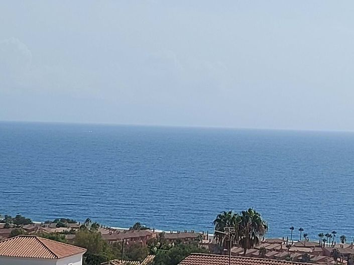 Image No.10-3 Bed Townhouse for sale