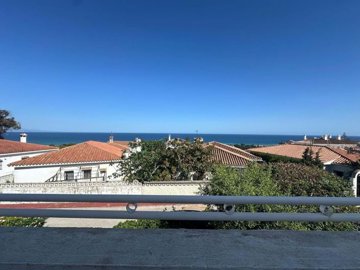 1447-521803-78d1f4f8b6655591b02d22fabb36a692d