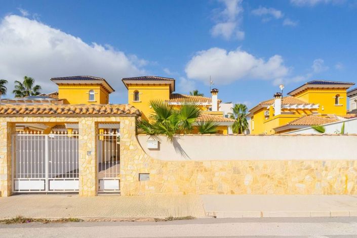 Image No.35-4 Bed Villa for sale