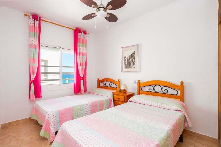 Image No.15-3 Bed Apartment for sale