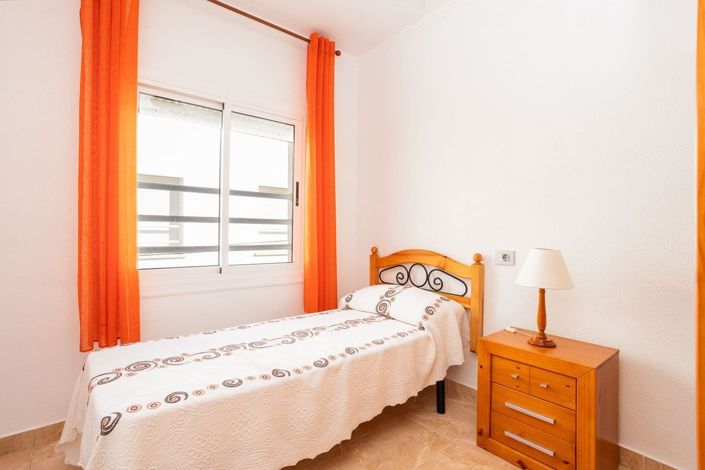 Image No.17-3 Bed Apartment for sale