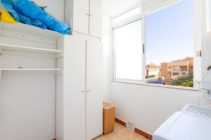 Image No.9-3 Bed Apartment for sale