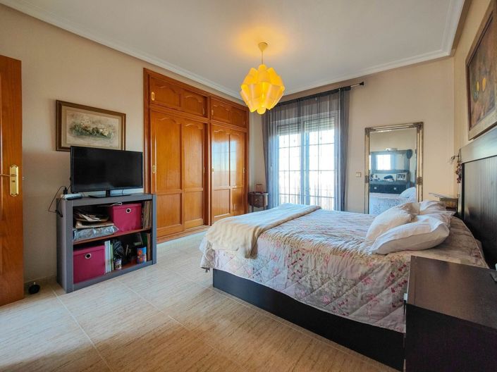 Image No.35-3 Bed Villa for sale