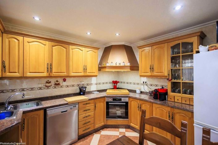 Image No.15-5 Bed Villa for sale