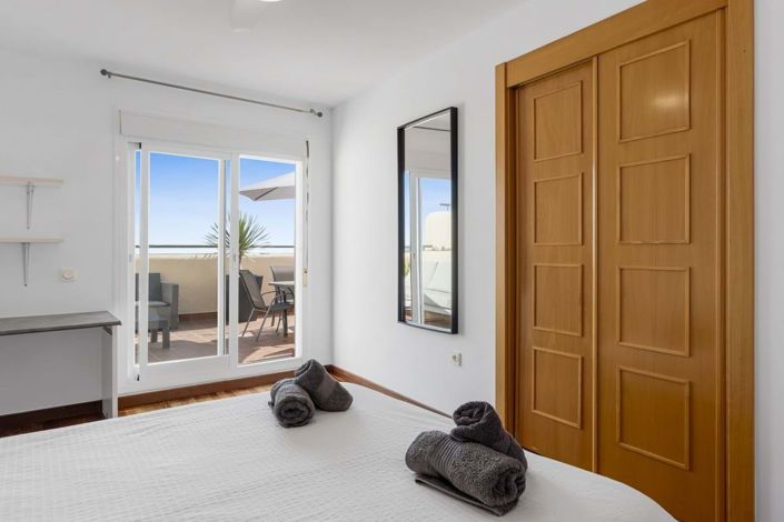 Image No.29-4 Bed Townhouse for sale