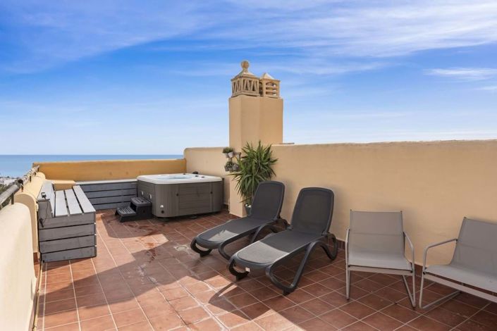 Image No.43-4 Bed Townhouse for sale