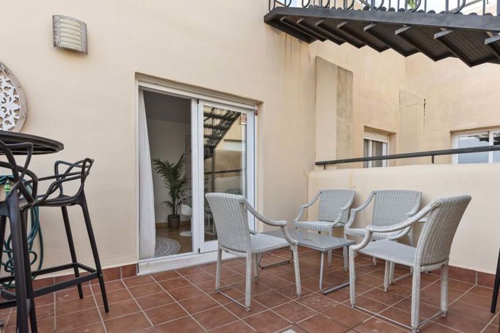 Image No.7-4 Bed Townhouse for sale