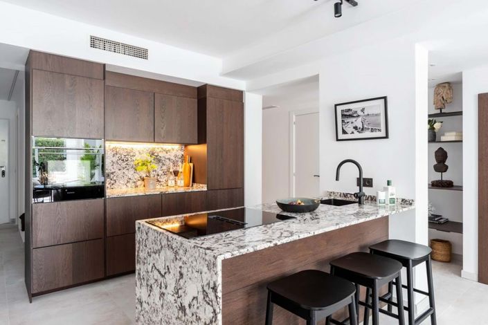 Image No.10-3 Bed Apartment for sale