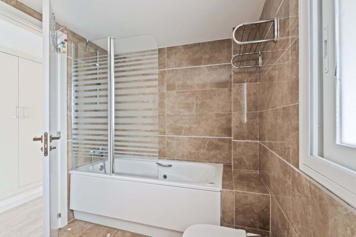 Image No.26-2 Bed Apartment for sale