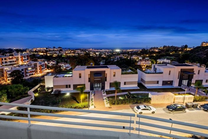 Image No.35-2 Bed Apartment for sale