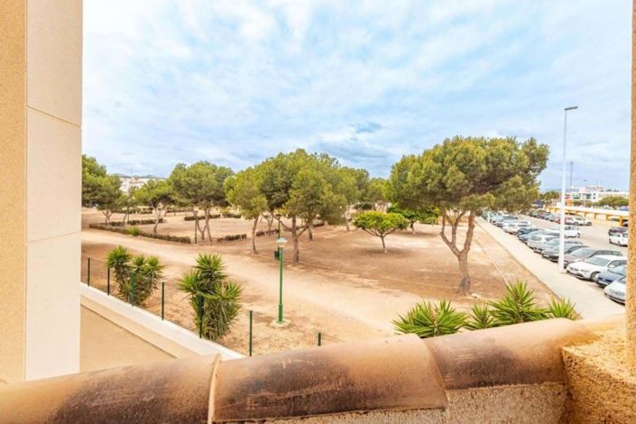 Image No.18-2 Bed Apartment for sale