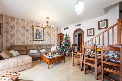 1447-530512-78d1f4f8b6655591b02d22fabb36a692d