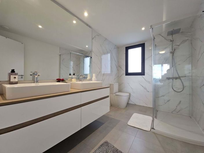 Image No.12-3 Bed Penthouse for sale