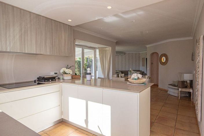 Image No.12-3 Bed Villa for sale