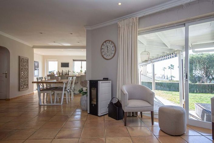 Image No.8-3 Bed Villa for sale