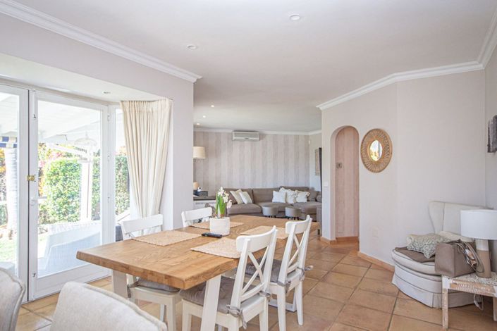 Image No.9-3 Bed Villa for sale