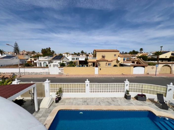 Image No.34-2 Bed Villa for sale