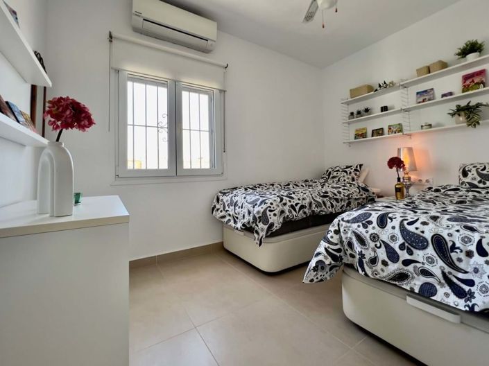 Image No.37-2 Bed Villa for sale