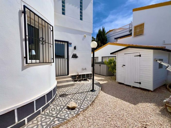 Image No.39-2 Bed Villa for sale