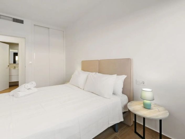 Image No.10-3 Bed Townhouse for sale