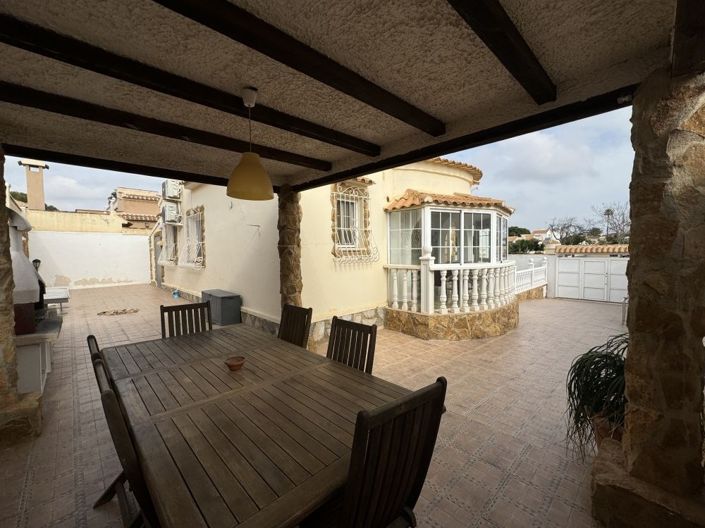 Image No.6-3 Bed Villa for sale