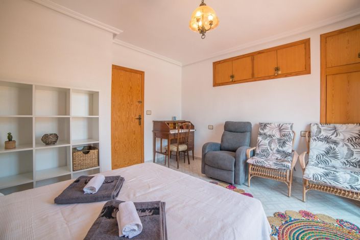 Image No.21-4 Bed Villa for sale