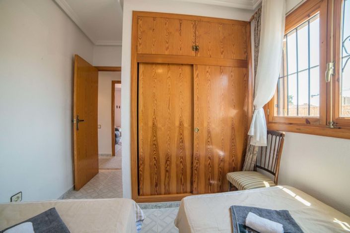 Image No.29-4 Bed Villa for sale