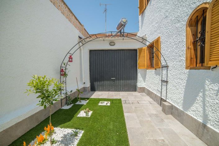 Image No.6-4 Bed Villa for sale