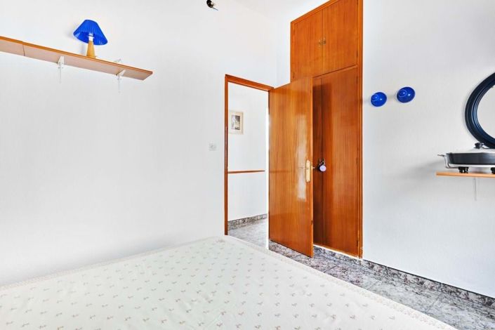 Image No.15-3 Bed Villa for sale