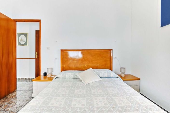 Image No.24-3 Bed Villa for sale