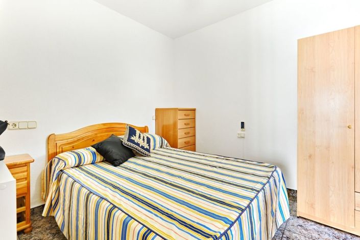 Image No.28-3 Bed Villa for sale