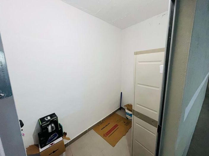 Image No.20-3 Bed Apartment for sale