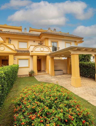 Image No.2-3 Bed Townhouse for sale