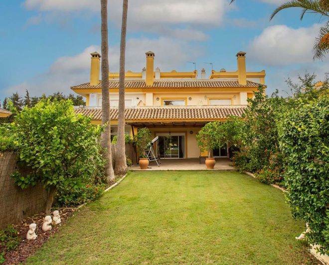 Image No.21-3 Bed Townhouse for sale