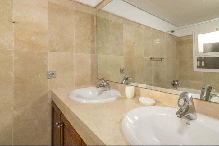 Image No.6-3 Bed Apartment for sale