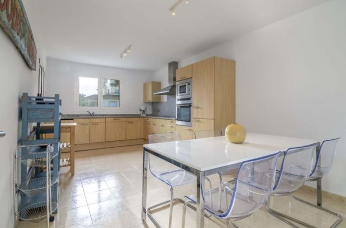 Image No.8-3 Bed Apartment for sale