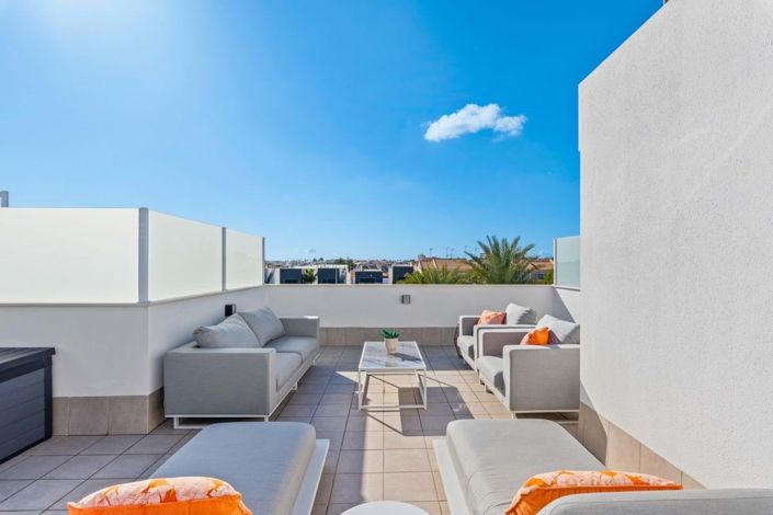 Image No.17-3 Bed Villa for sale