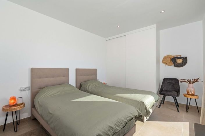 Image No.25-3 Bed Villa for sale