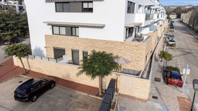 1447-531192-78d1f4f8b6655591b02d22fabb36a692d