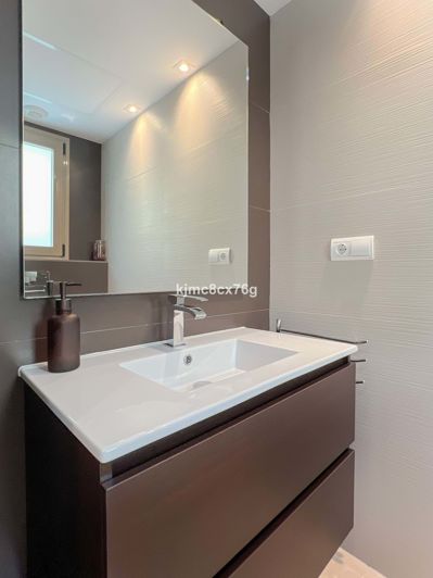 Image No.14-3 Bed Townhouse for sale