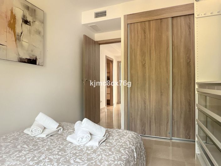 Image No.19-3 Bed Townhouse for sale