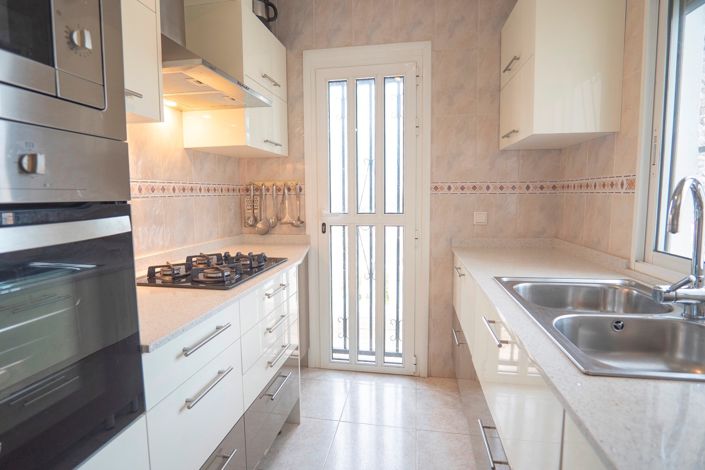 Image No.4-4 Bed Villa for sale