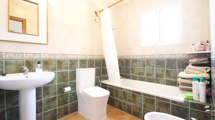 Image No.18-4 Bed Villa for sale