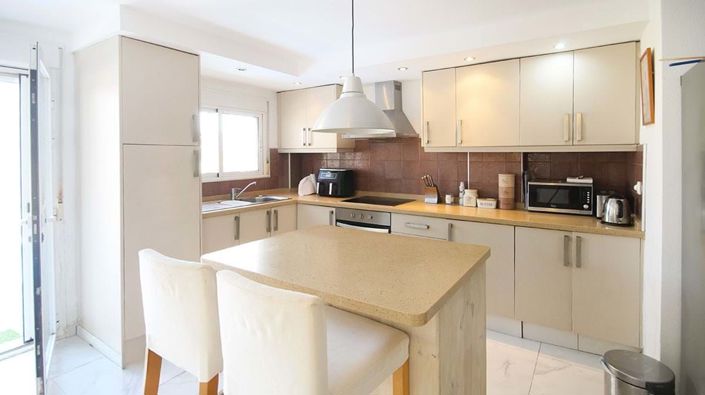 Image No.32-4 Bed Villa for sale