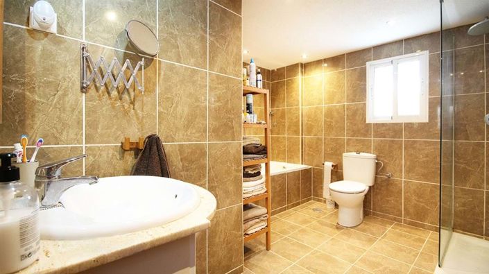 Image No.35-4 Bed Villa for sale